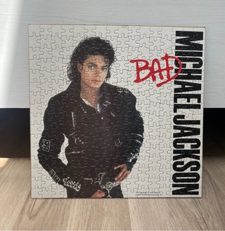 Puzzle Michael Jackson Bad. Perfil solidario
