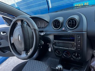 Ford Fiesta 2004