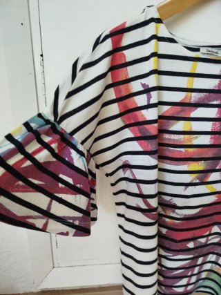 Camiseta Desigual Talla S Manga Corta