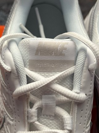Nike Initiator