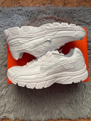 Nike Initiator