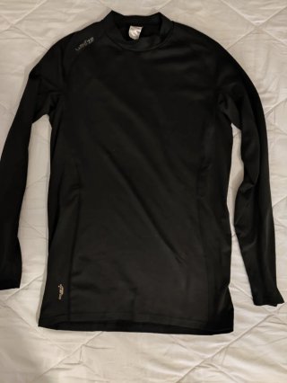 Lote: 2 Camisetas Técnicas + chaleco forro polar