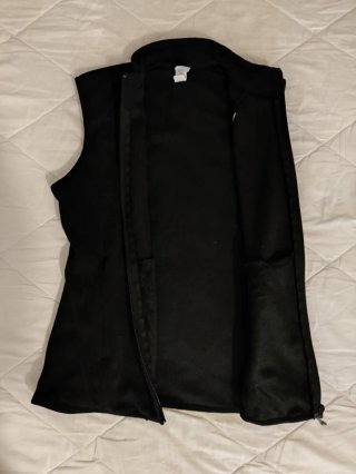 Lote: 2 Camisetas Técnicas + chaleco forro polar
