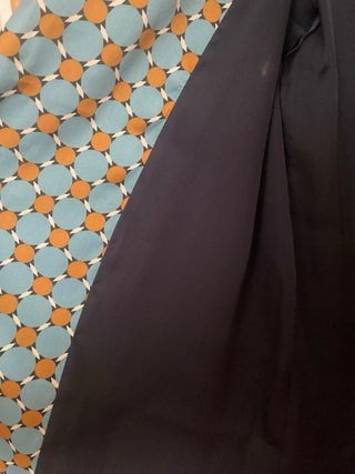 Traje Zara estampado plumas