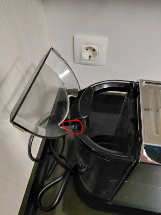 Cafetera DeLonghi Dedica EC685