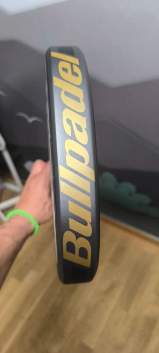 Pala Bullpadel Flow Legend woman 2026 Alejandra Sa