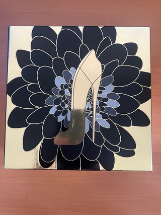 Perfume Carolina Herrera tacón vacío