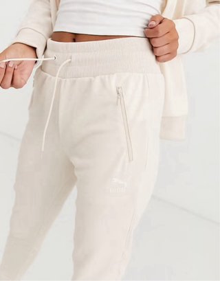 Pantalón chándal Puma beige Talla XS Selena Gomez