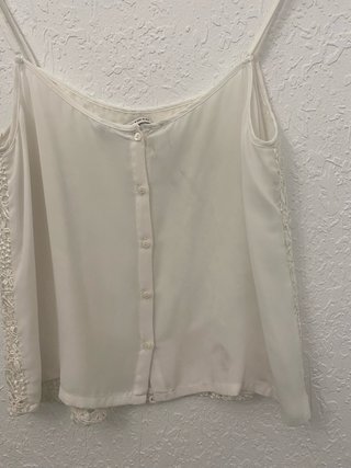 Blusa Stradivarius encaje blanco