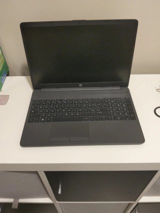 HP 255 G8 Portátil Gris