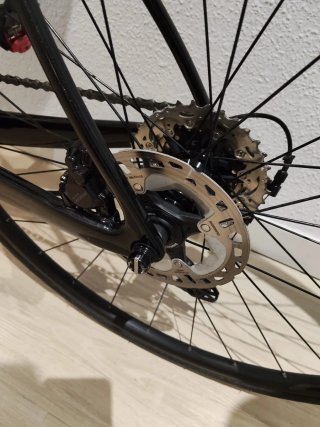 Bicicleta BH Negra.