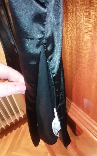 Camisa negra satinada manga corta