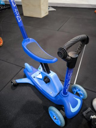 Patinete infantil azul 3 ruedas