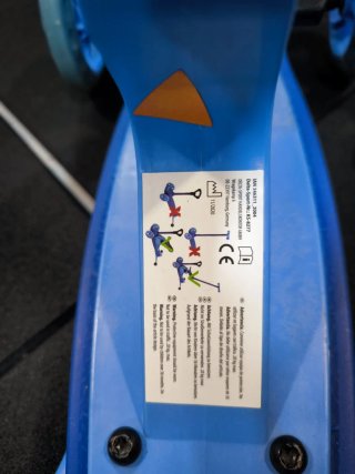 Patinete infantil azul 3 ruedas