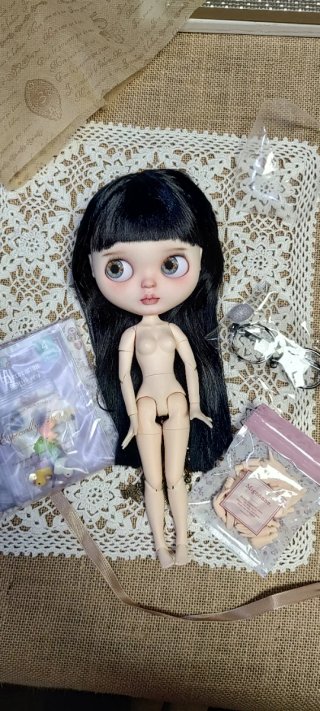 OOAK Blythe Custom Doll by amberdolls_blythe