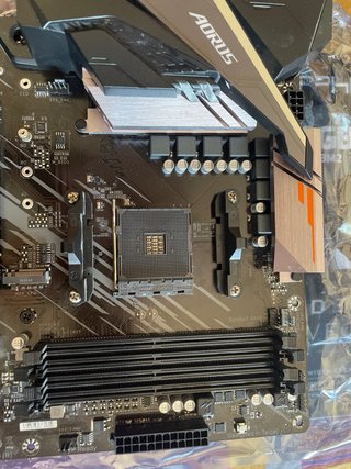 Placa Base Gigabyte B450 Aorus Elite V2
