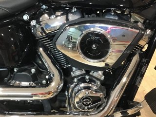 Harley Davidson Fat Boy cruiser SOFTAIL 2025 4 mil
