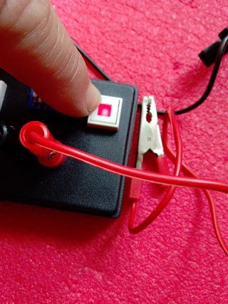 Booster per elettronica con cavi
