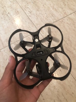 BetaFPV Aquila 16 (Drone solo) + accecorios
