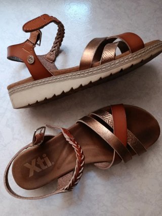 Sandalias Xti Mujer Talla 38 Marrón y Dorado