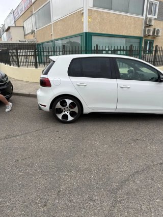 Volkswagen Golf 2010
