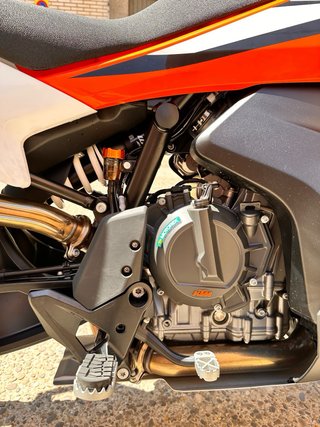 KTM 890 ADVENTURE S 2024 Naranja/Blanca Como nueva