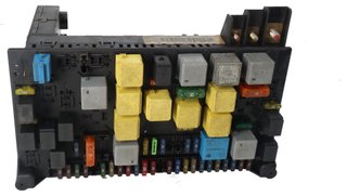 CAJA RELES / FUSIBLES MERCEDES CLASE M (W163) 320