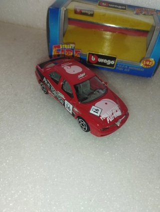 Bburago Alfa Romeo 156 GT 1:43 Street Fire