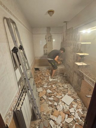 Reformas y construcción.