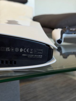 COMO NUEVA - Ps5 Slim Digital 1TB
