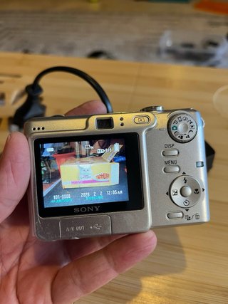 Sony Cyber-shot DSC-W35 7.2MP Pack Completo