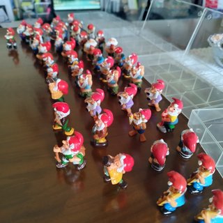 Sorpresine Kinder Gnomi Ferrero - 47 pezzi
