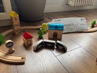 Juego de tren de madera Lillabo