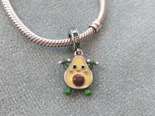 Charm aguacate fit plata de ley
