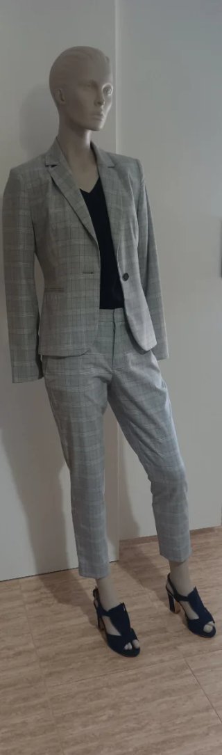 Traje de chaqueta y pantalón a cuadros