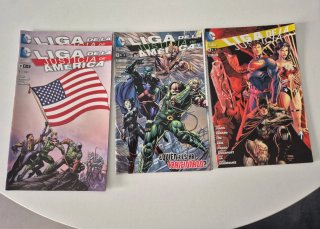 Pack comics DC (JL, Batman, Superman, Injustice)