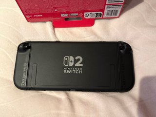 Nintendo Switch + Mario Kart 8 Deluxe