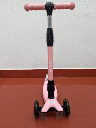 Patinete infantil 3 ruedas rosa mundo petit