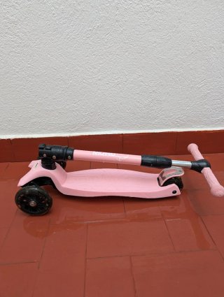 Patinete infantil 3 ruedas rosa mundo petit