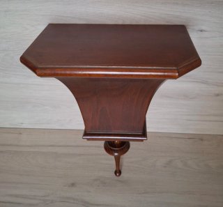 ANTIGUA MÉNSULA DE MADERA Y CRISTAL BISELADO