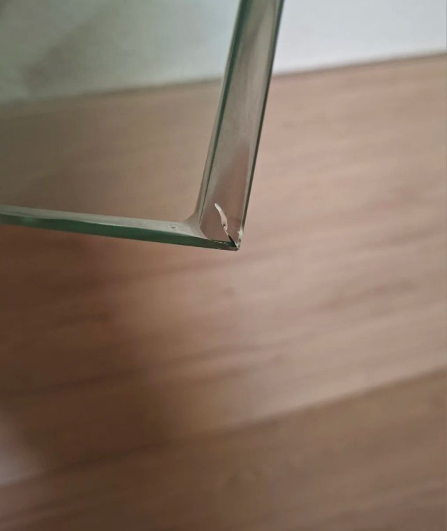 ANTIGUA MÉNSULA DE MADERA Y CRISTAL BISELADO