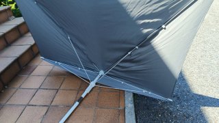 Sombrilla rectangular Ikea Lilleö gris