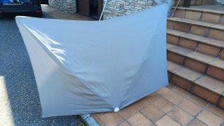 Sombrilla rectangular Ikea Lilleö gris