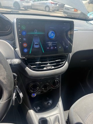 Peugeot208 Style 2018