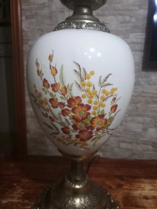 Grande lampada vintage in stile Hurricane in ceram