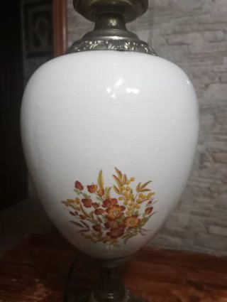 Grande lampada vintage in stile Hurricane in ceram
