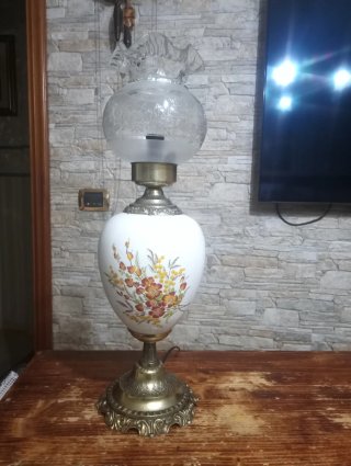 Grande lampada vintage in stile Hurricane in ceram