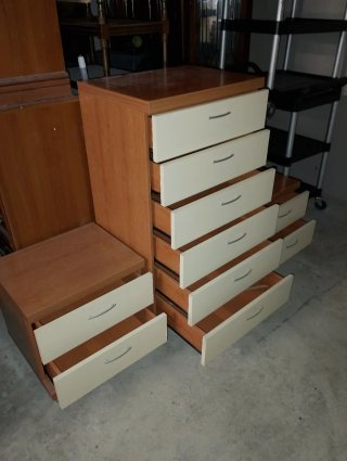 Cómoda y mesita de noche madera y crema