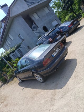 BMW e39 528IA