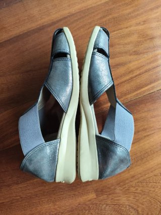 Sandalias piel Pitillos plateadas T. 37